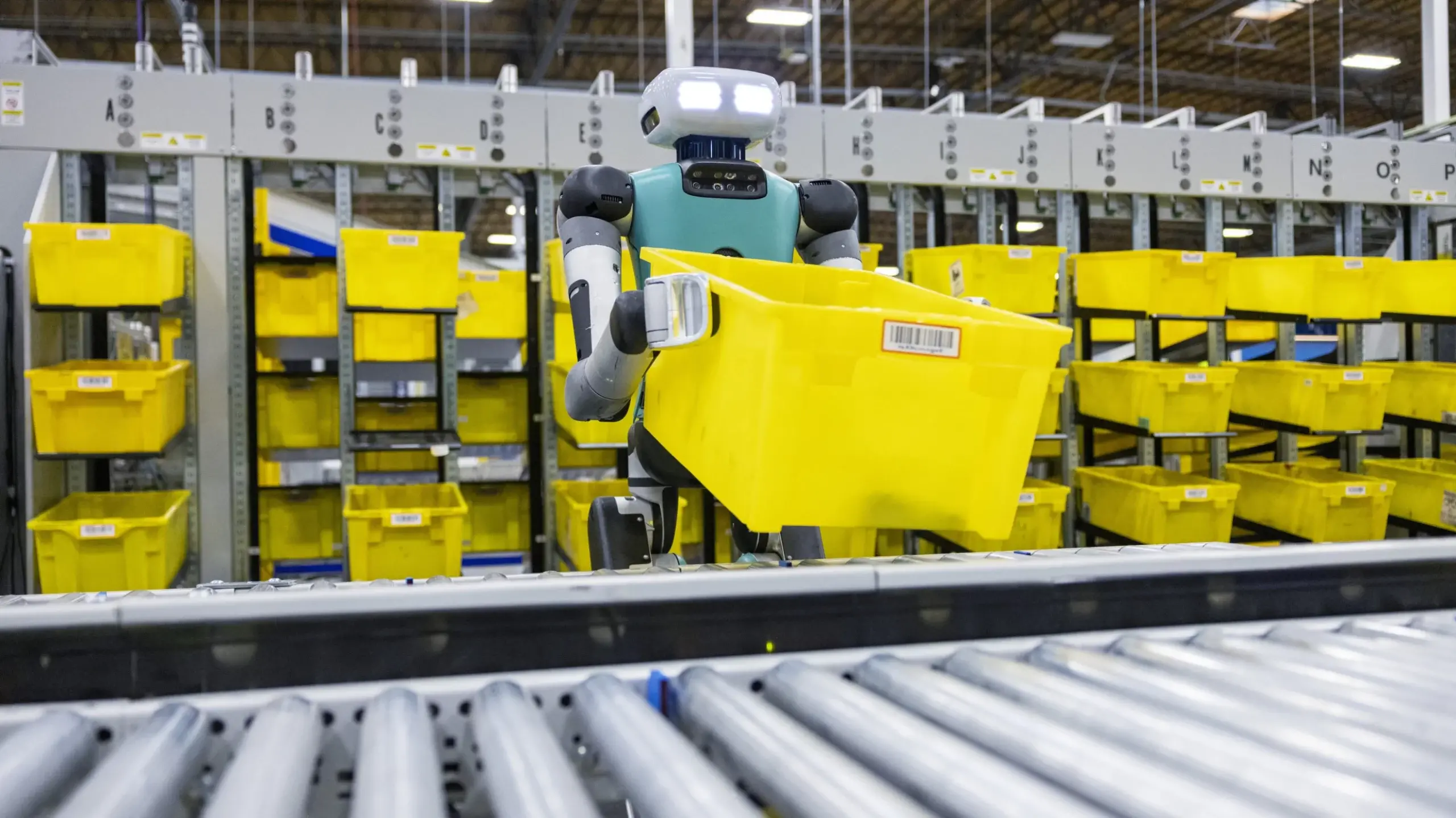 Amazon Seeks Debt To Pay For AI Investments