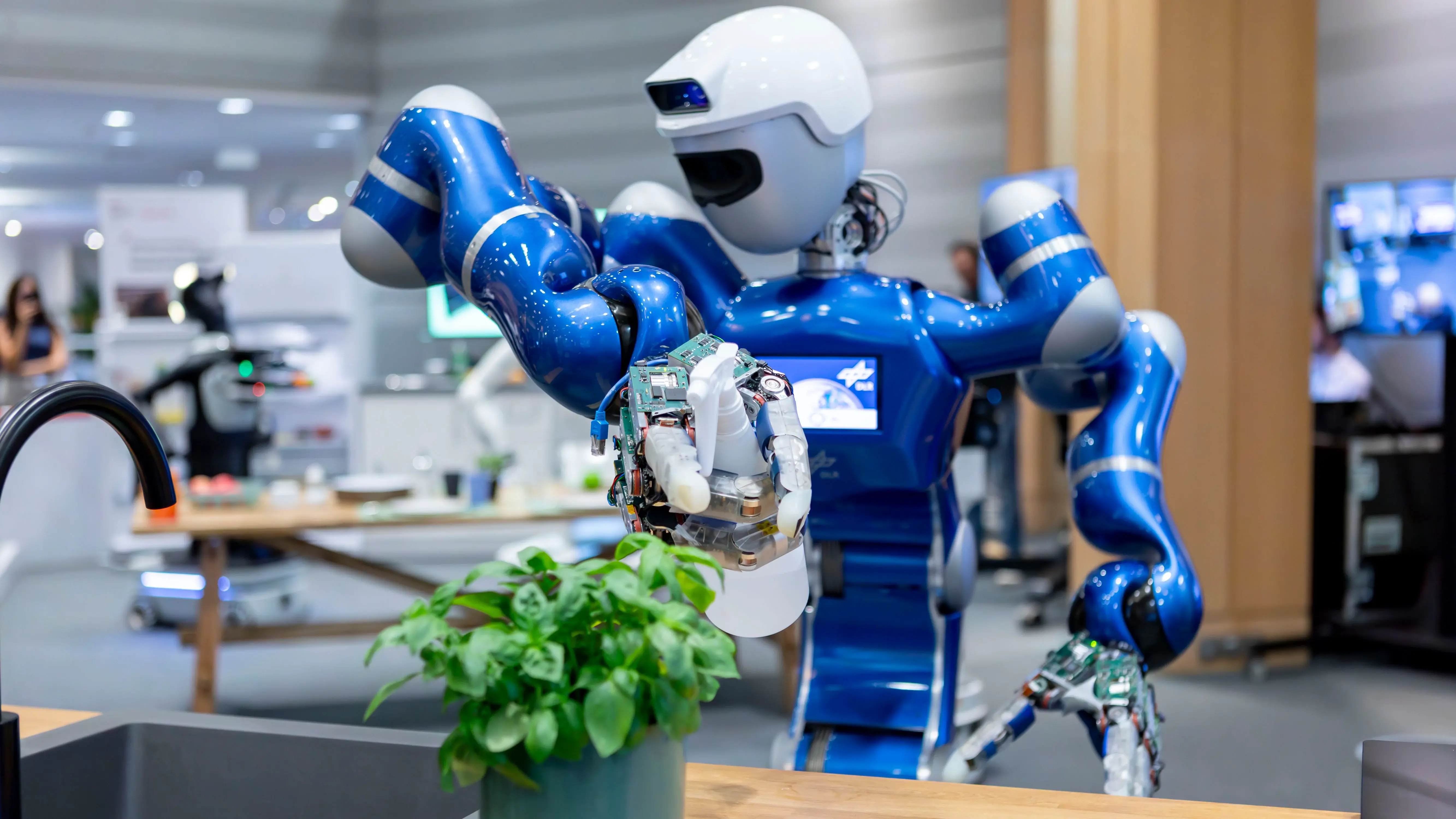 15 AI Robots Demonstrate Cooperative Tasks at European Parliament
